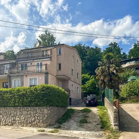 2 Bedroom Awesome In *